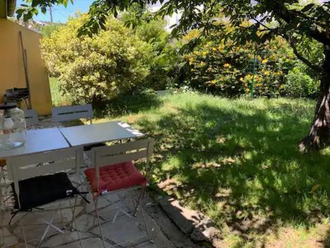 Maisonnette 2 A 4 Pers- Jardin Privatif Cloture- Calme- Stationnement Gratuit- Pau Ouest Billere Exterior foto